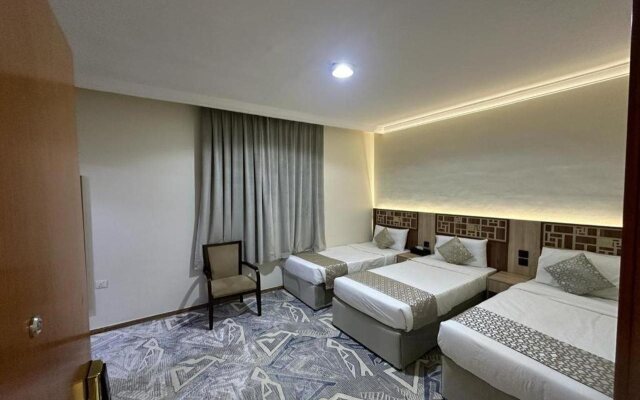 Askant Golden Hotel