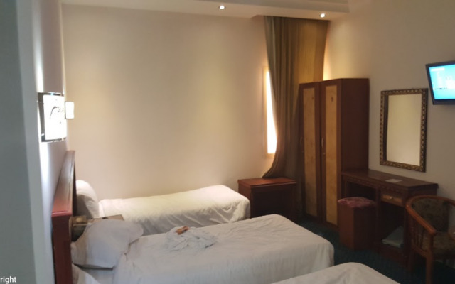 Abeer Al Azizia Hotel