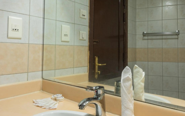 Grand Zowar Hotel