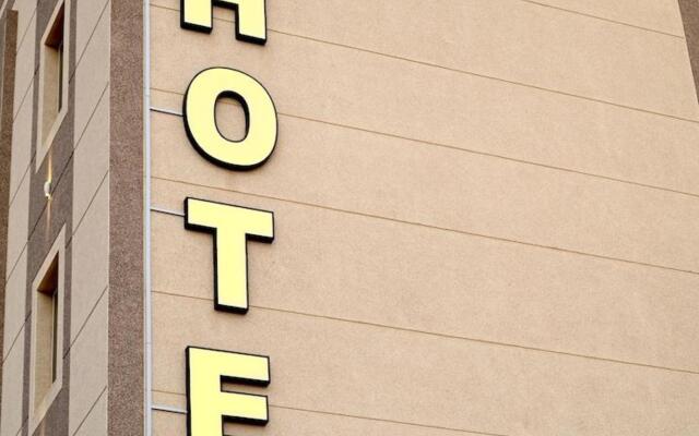 Sela Hotel