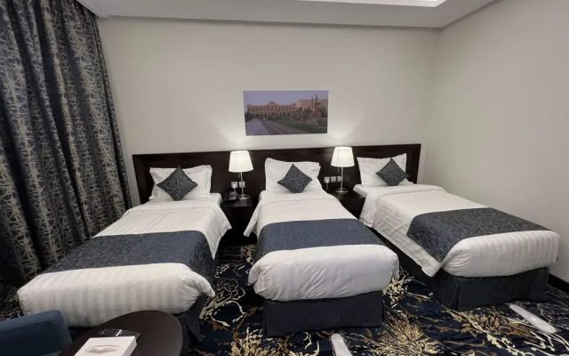 Zaha Taiba Hotel