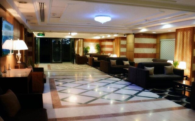 Al Andalus Palace Golden