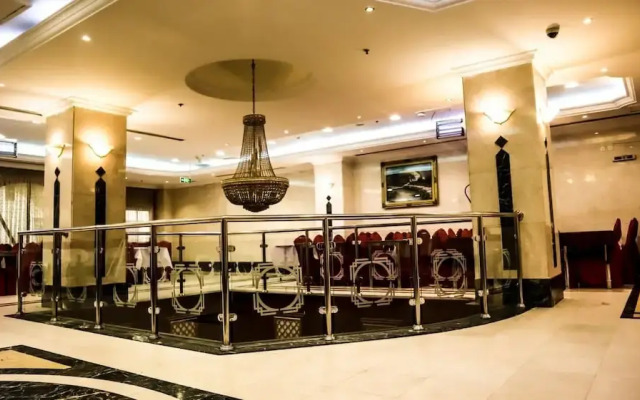 Al Mokhtara Golden Hotel