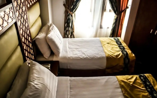 Al Mokhtara Golden Hotel