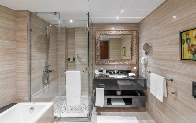 Al Marwa Rayhaan Rotana Hotel