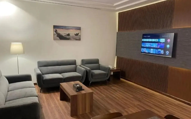 Palette Luxury Mirage Hotel By Oyo Rooms