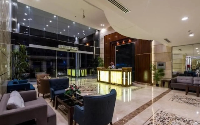 Palette Luxury Mirage Hotel By Oyo Rooms