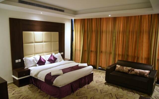 Rosemond Al Hamra