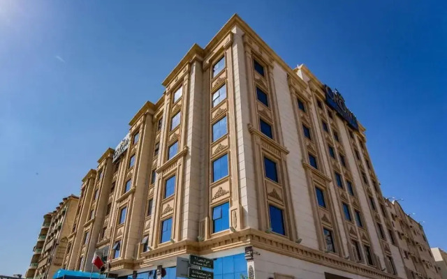 Crown Town Hotel