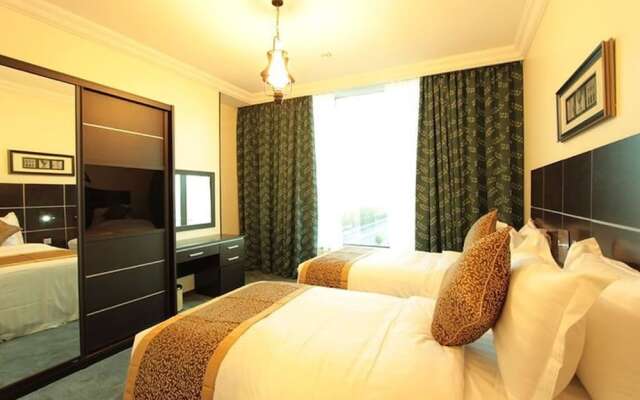 Platinum Suites Hotel Apartments