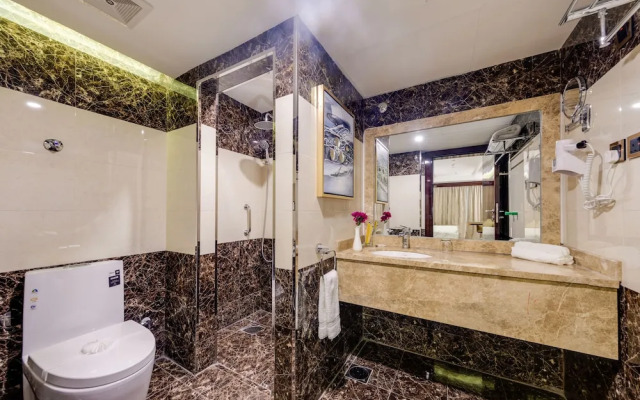 Al Ertiqaa Hotel