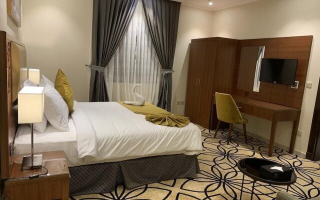 Lotaz Hotel Suites Al Salamah