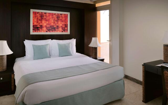 Al Nawras Island Resort
