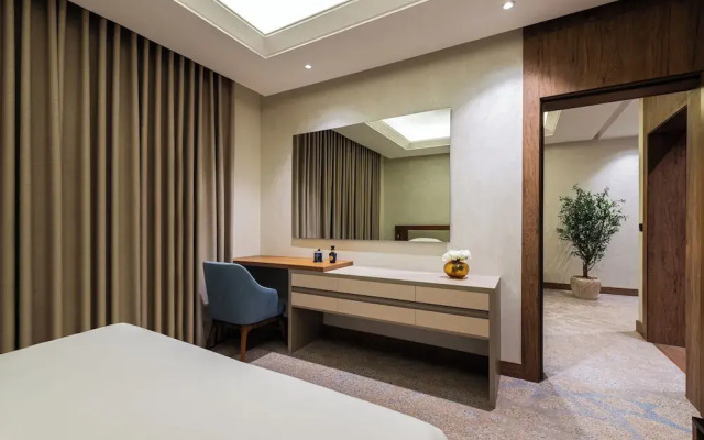 Voyage Hotel