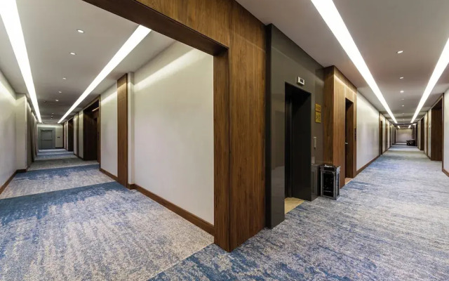 Voyage Hotel