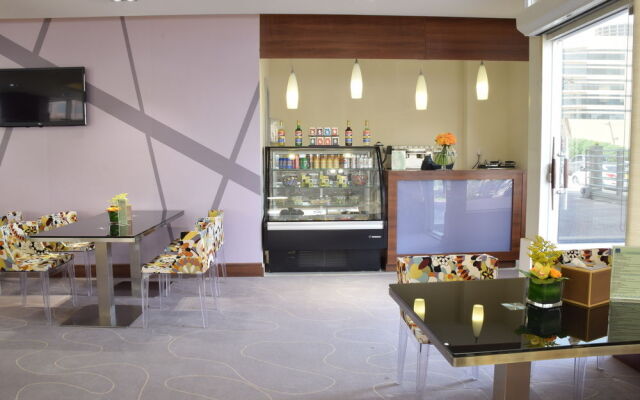 Novotel Suites Riyadh Center