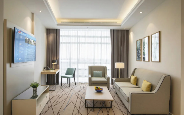 Cristal Amaken Hotel