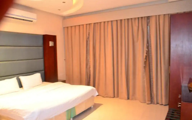 Silent Room 3