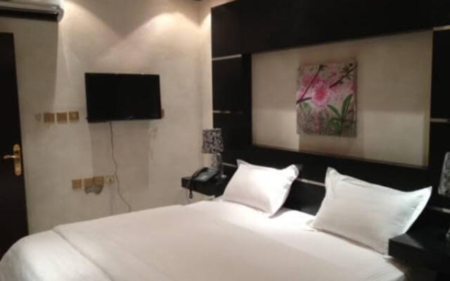 Comfort Inn Yarmukh