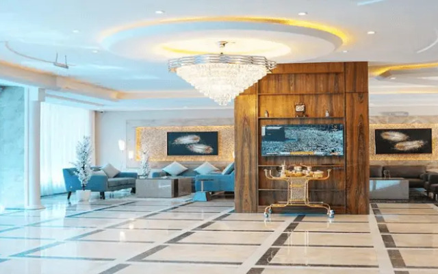 فندق باليت كريدي الفاخر Palette Luxury Credi Hotel