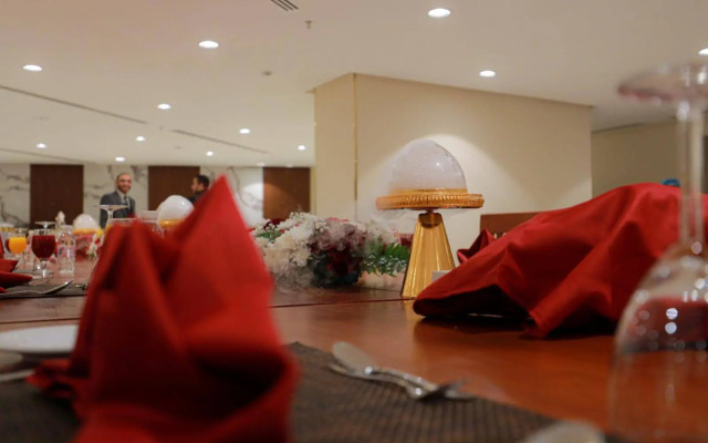 Nawazi Towers Hotel