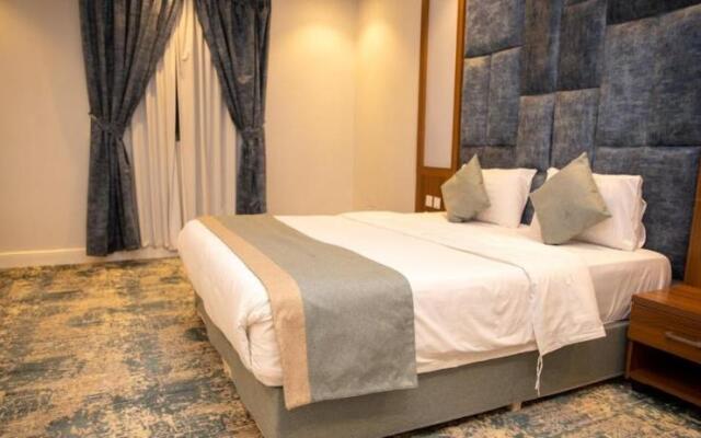 Al Muteb Suites Al Yarmouk 2