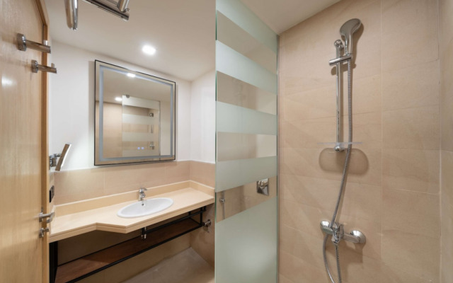 Park Inn by Radisson Makkah Thakher Alsharqi