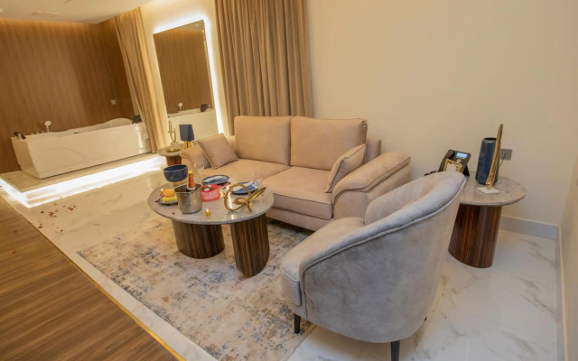 Luxury Night Hotel