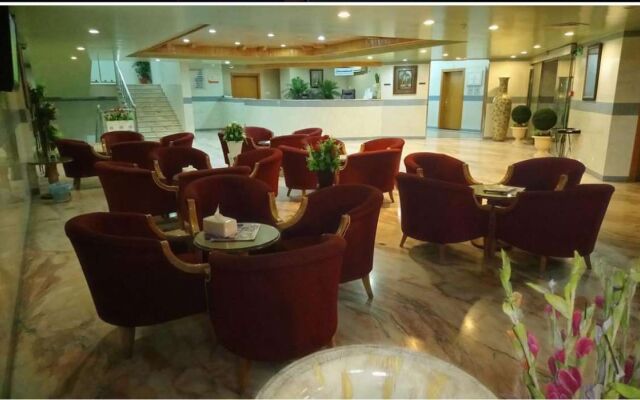 Khreis Suites Hotel