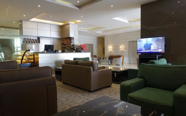 63 Hotel Suites