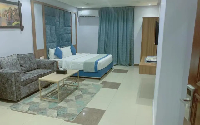 Al Muteb Suites Al Yasmeen