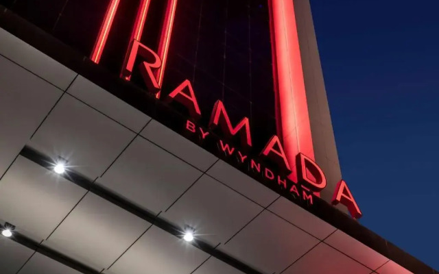 Ramada By Wyndham Hotel King Fahd Road