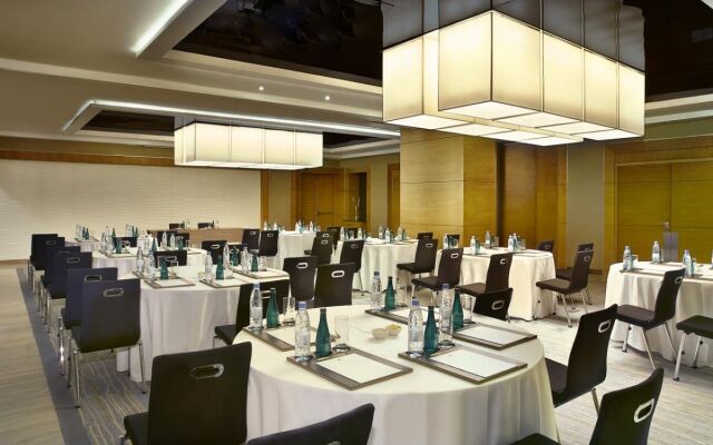 Doubletree By Hilton Hotel Riyadh - Al Muroj Business Gate